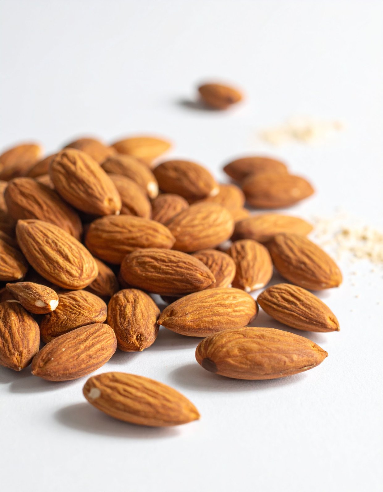 Bitter_Almonds_@ifp
