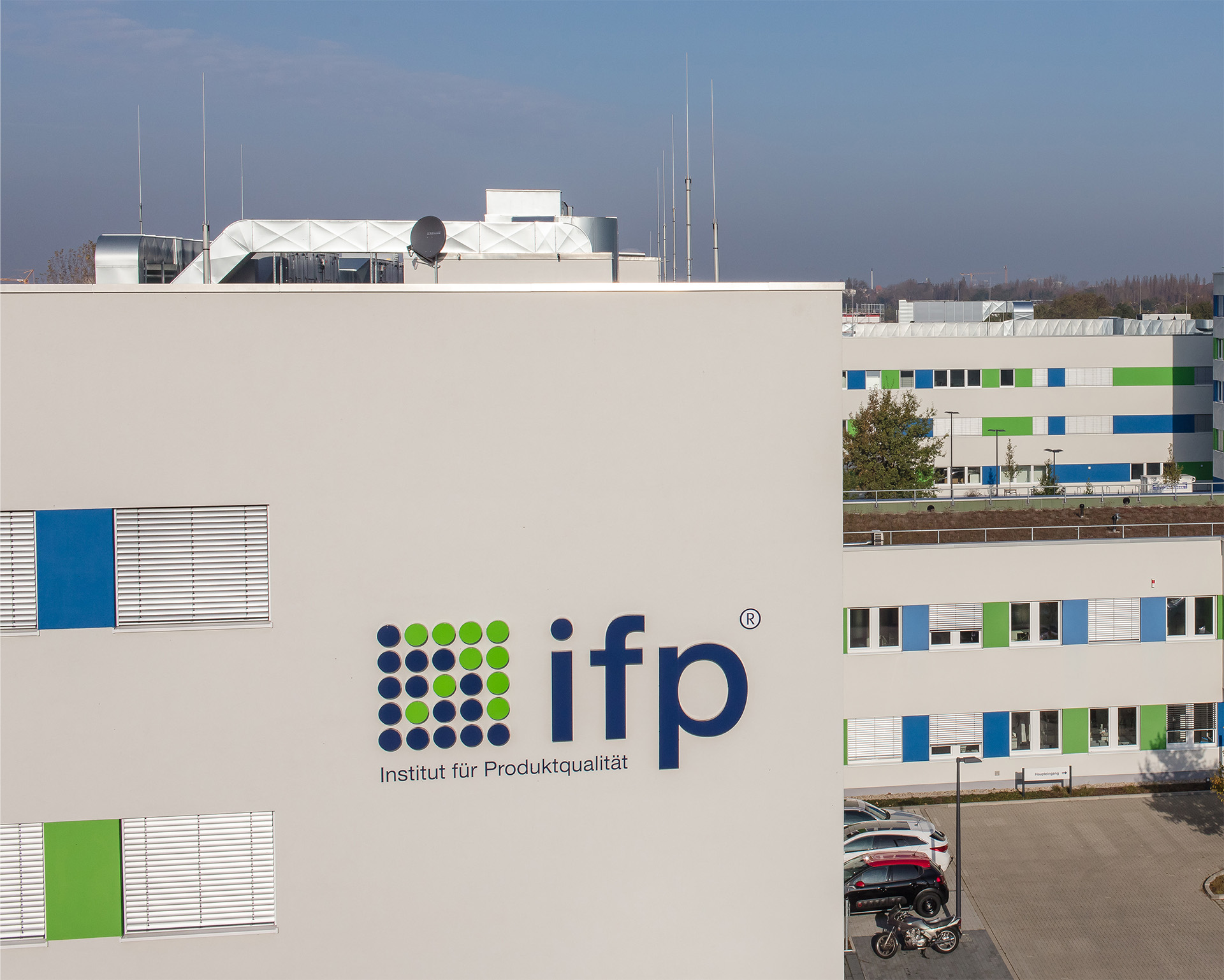 Exterior view of the ifplabs Science Campus located in Berlin-Adlershof.